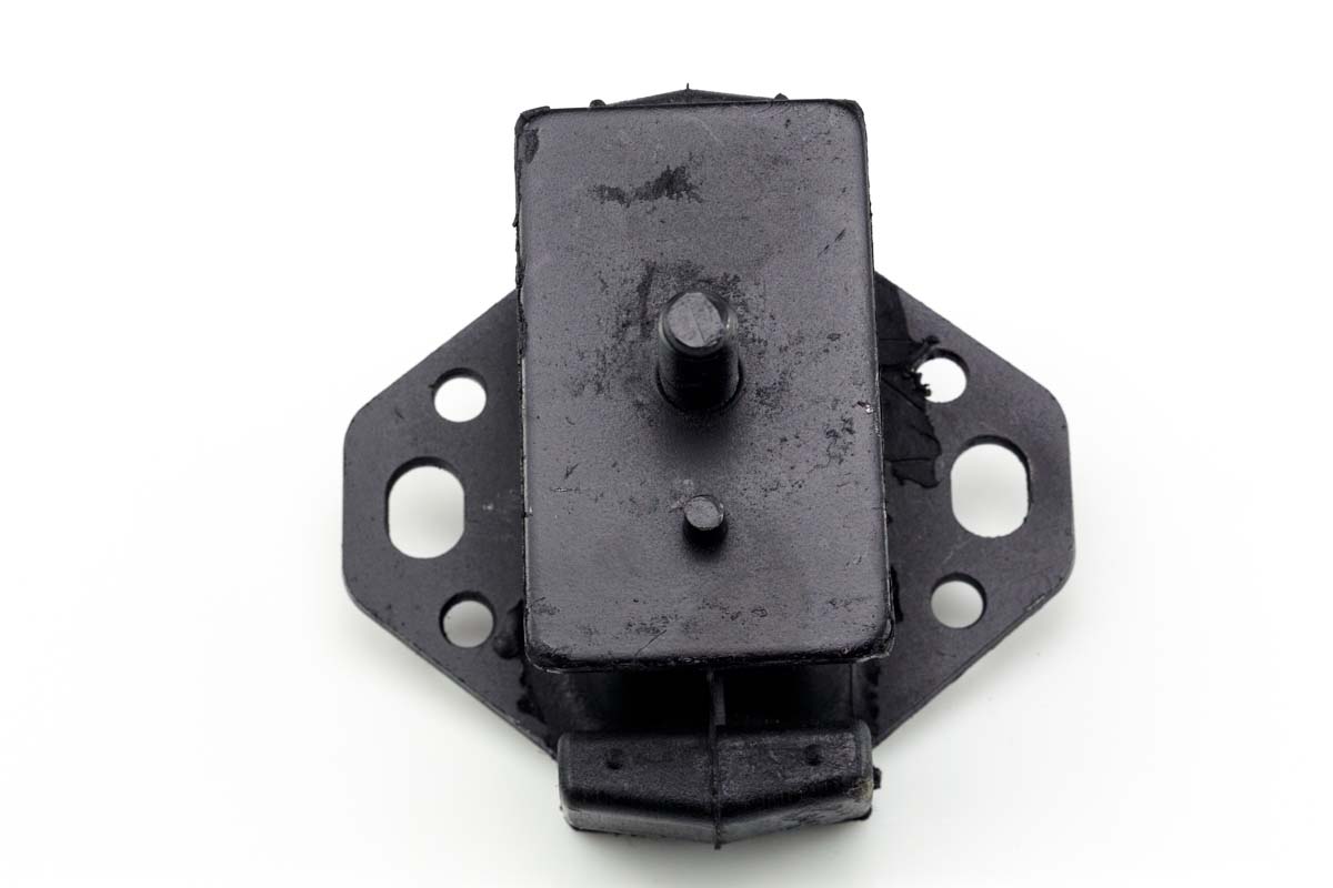 SOPORTE DE MOTOR FRONTAL - TRANSMISIÓN AUTOMÁTICA