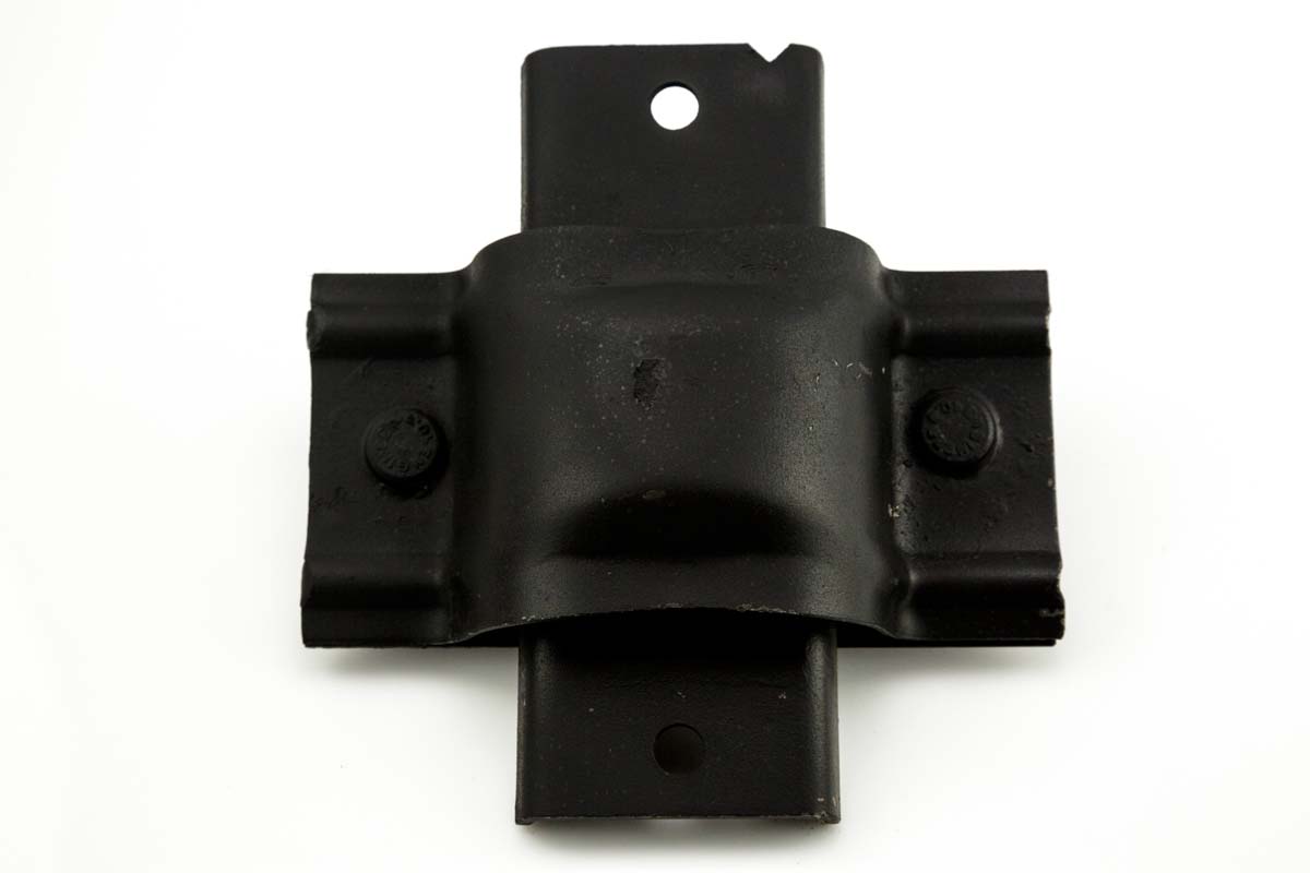 SOPORTE DE MOTOR FRONTAL "R"